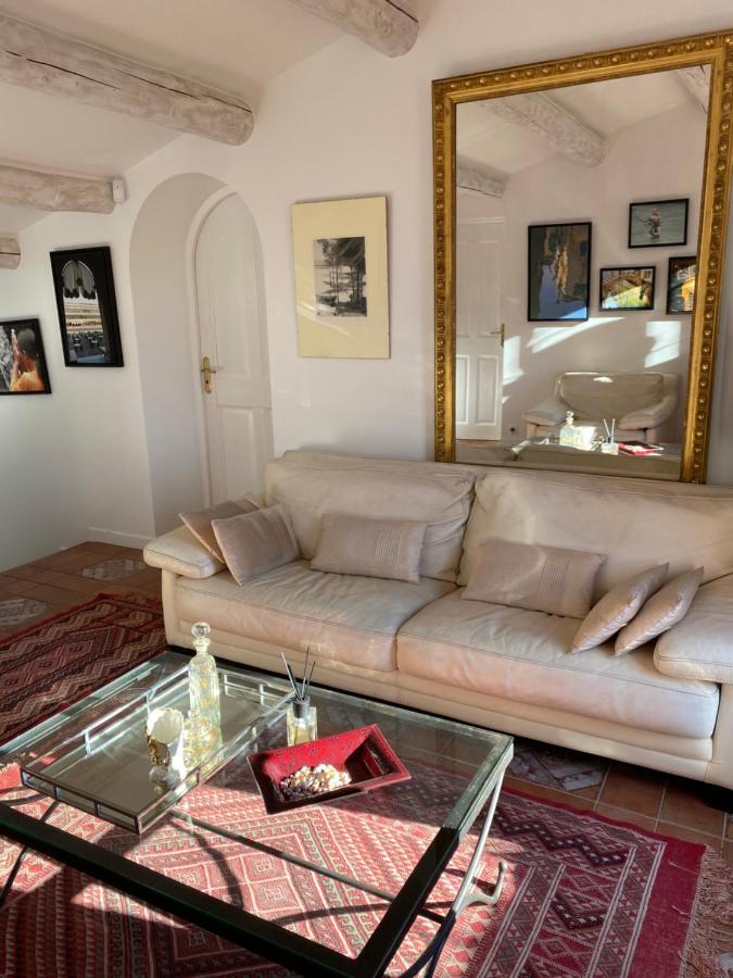 Villa Des Roses Roussillon  Exterior photo