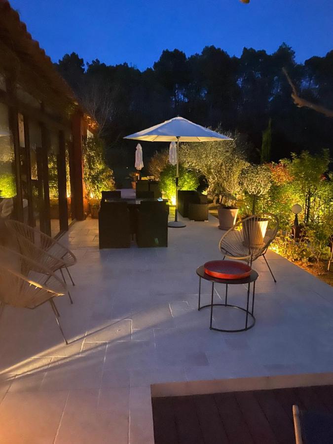 Villa Des Roses Roussillon  Exterior photo